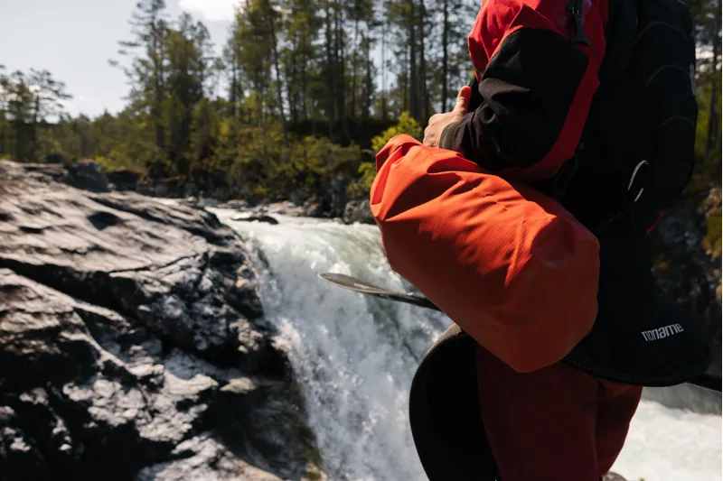 Osprey Wildwater Dry Bag 35 Tunnel Vision Grey-11
